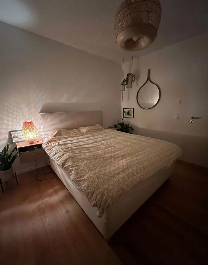 Apartment Naehe Messe: Zentrale Wohnung Mit Balkon Und Loggia Frankfurt am Main Germany